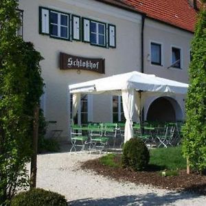 Schlosshof anno 1743